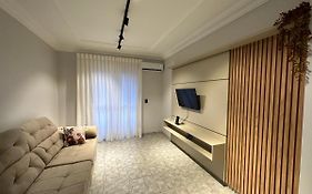 Apartamento central